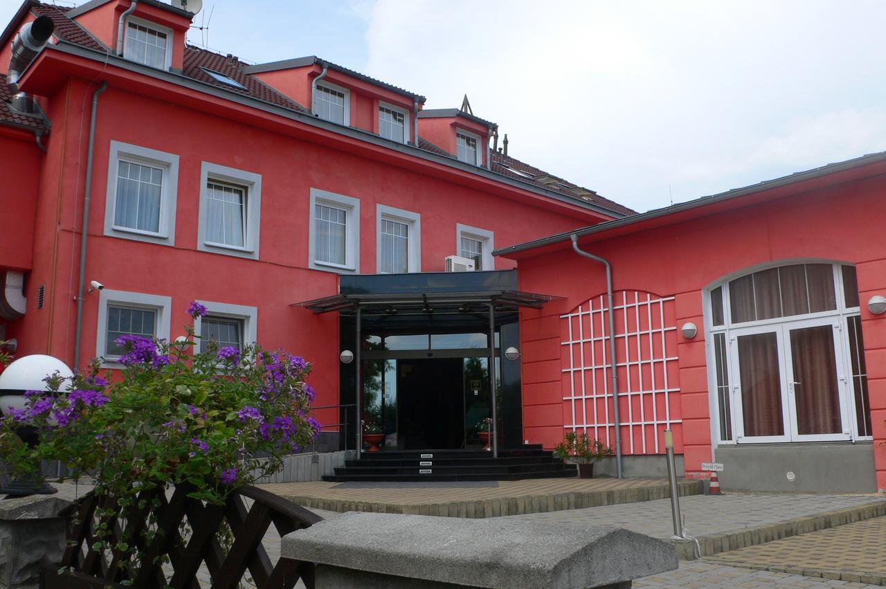 Casino Admiral Velenice - Gmuend Maison d'hôtes Ceske Velenice